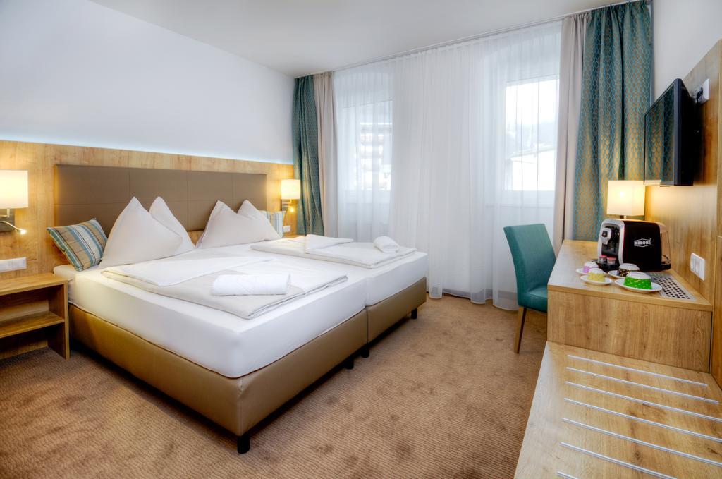 Hotel Bergkristall Mallnitz Dış mekan fotoğraf