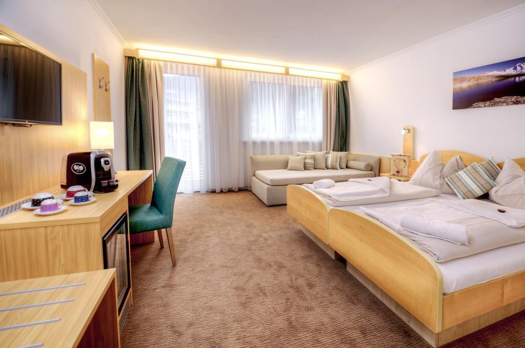 Hotel Bergkristall Mallnitz Dış mekan fotoğraf